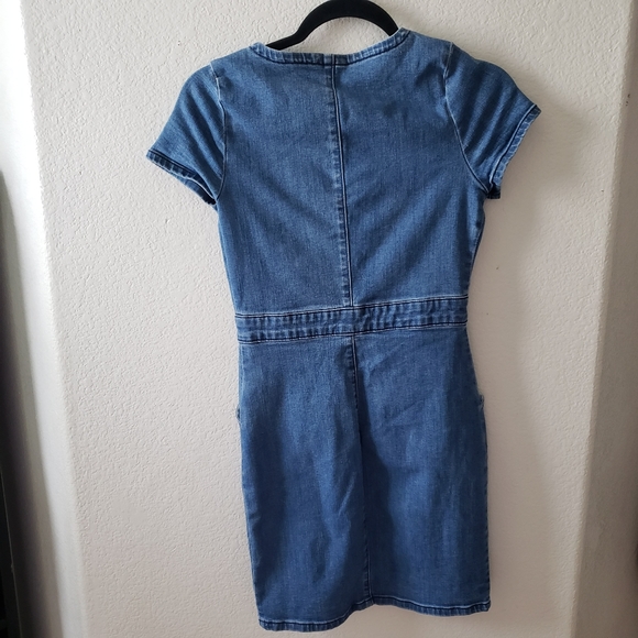 Guess jeans dress - Picture 2 of 3